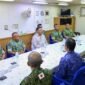 Pertemuan Menhan Sjafrie Sjamsoeddin bersama pimpinan TNI dan delegasi Jepang di atas kapal JS Kunisaki