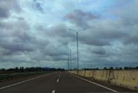 Ilustrasi ruas jalan tol. Karhutla tercatat 23 kali terjadi di sekitar Tol Balikpapan-Samarinda sejak September 2026. (Foto: Wikimedia Commons)